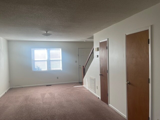 Foto del edificio - 408 Memorial Park Dr