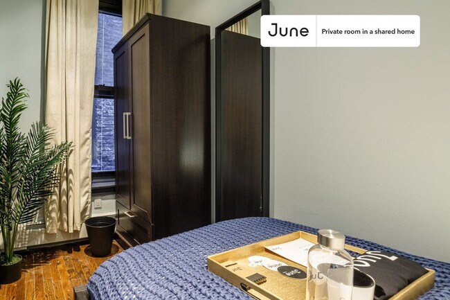 Building Photo - Room in Shared 4 bed/2 bath home in Upper East Side