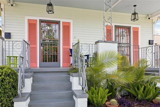 Foto del edificio - 619 9th Street Unit Left