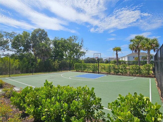 Building Photo - 15285 Shady Palms Ln