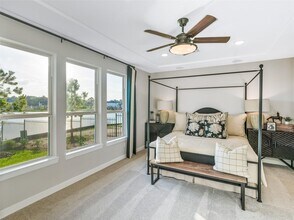 Building Photo - 11 Shumard Oak Dr