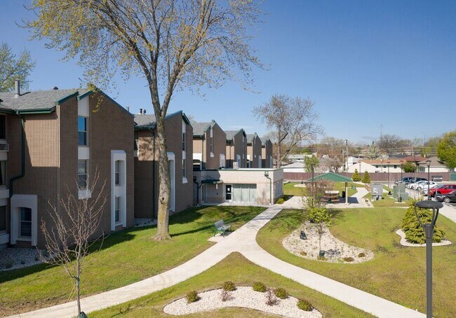 Foto del edificio - 2250 Layard Ave