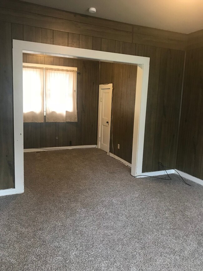 Foto del edificio - Very clean 2 bedroom/1 bath house in El Do...
