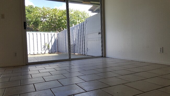 Building Photo - 1167 Hooli Cir