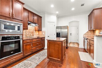 Building Photo - 3107 Sweetwater Cove