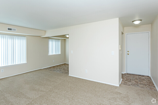 1HAB, 1BA - 720 ft² - Club One of Auburn Hills