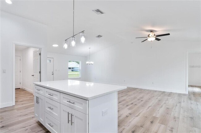Foto del edificio - 238 Locust Pass Ln