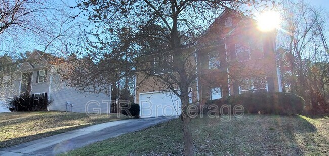 Foto del edificio - 5591 Rock Lake Dr