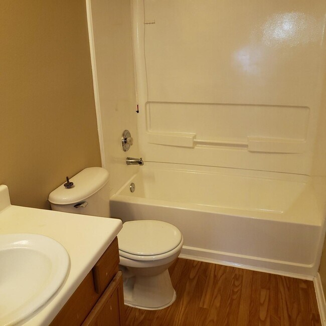 Building Photo - 1569 Nichole Woods Dr