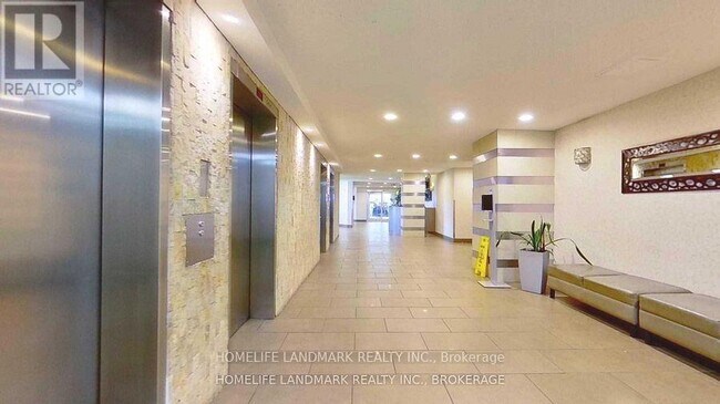 Photo du bâtiment - 5-1005 Parkway Forest Dr