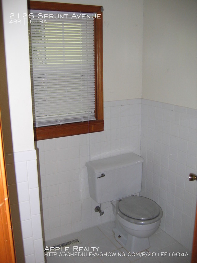 Foto del edificio - 2126 Sprunt Ave - Available mid-July!