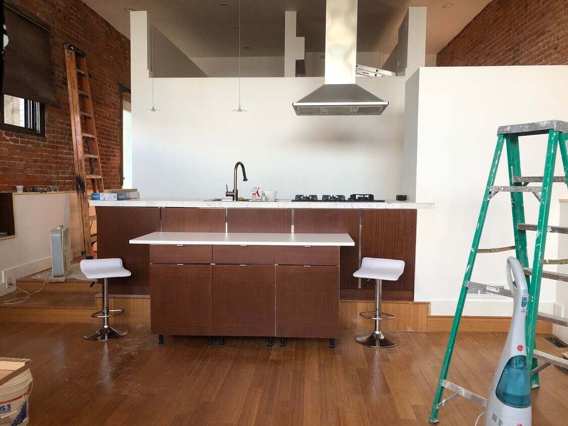Coming Soon - Kitchen - 1141 E 5th St
