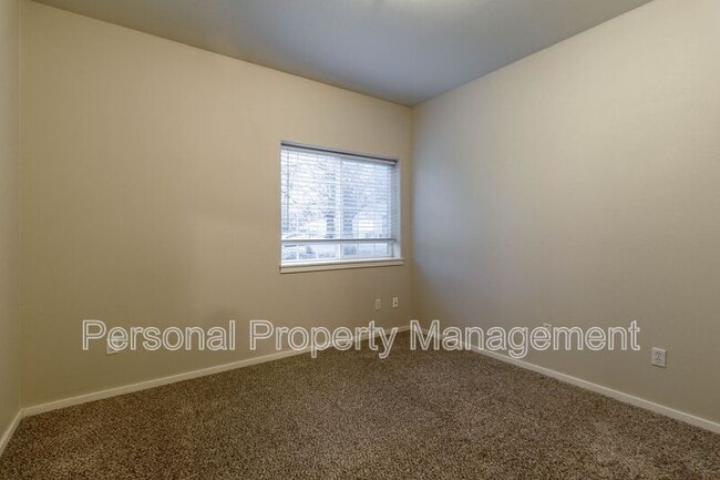 Building Photo - 116 S Main Ave