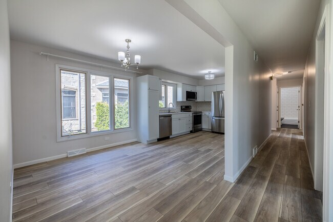 Foto del edificio - 4231 Belle Aire Ln