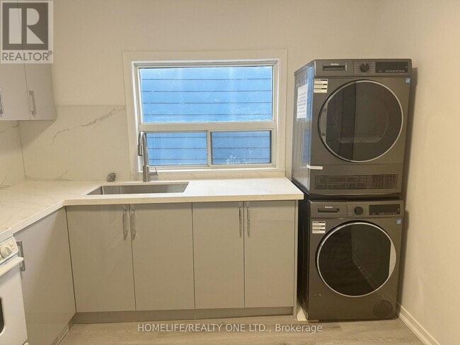 Photo du bâtiment - 1067 Dovercourt Rd