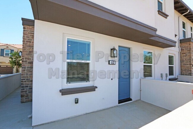 Foto del edificio - ***Charming 3 bed / 2.5 bath Townhome in O...