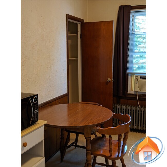 Foto del edificio - 701 E 6th St