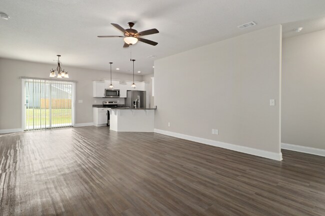 Foto del edificio - 112 Wisteria Ln