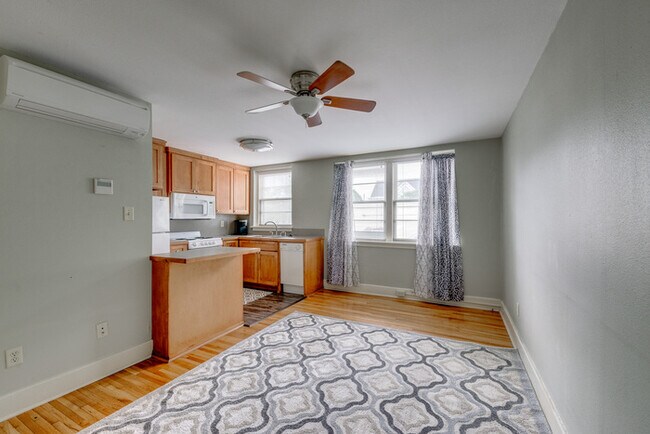Foto del edificio - 315 E 6th St