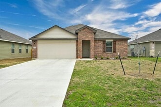 Building Photo - 1045 Taggart Trail