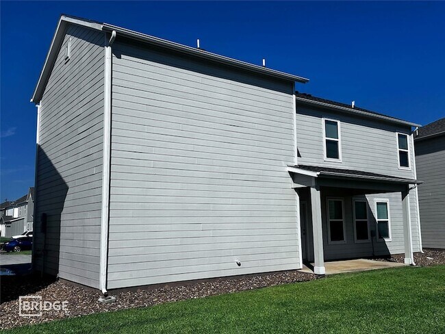 Building Photo - 346 Huisache St