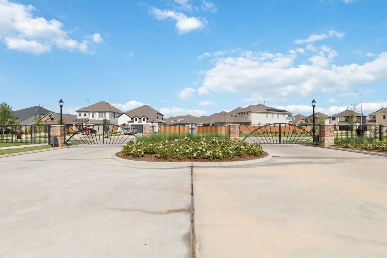 Foto principal - 728 Lake Lacosta Dr