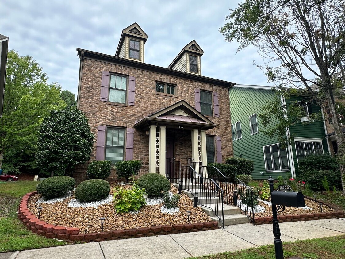 Foto principal - Gorgeous Home for Rent in Sought-after Suw...