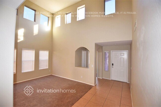 Foto del edificio - 8134 W Hilton Ave