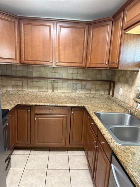 Building Photo - 1216 Periwinkle Pl