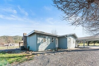 Building Photo - 255 Foots Creek Rd