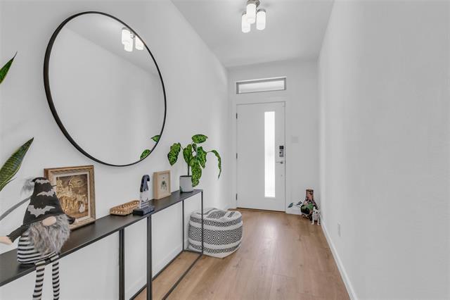 Building Photo - 2428 Mankato Dr