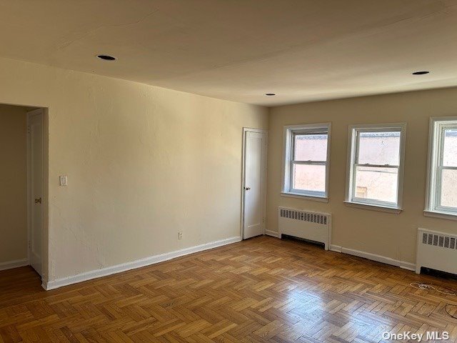 Building Photo - 261 Shore