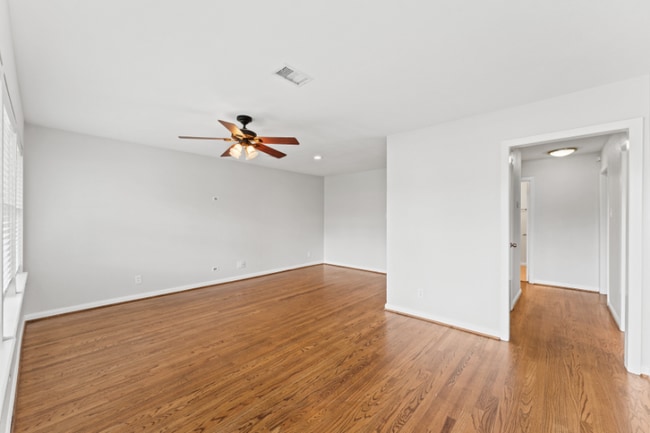 Foto del edificio - 4110 Woodfin St