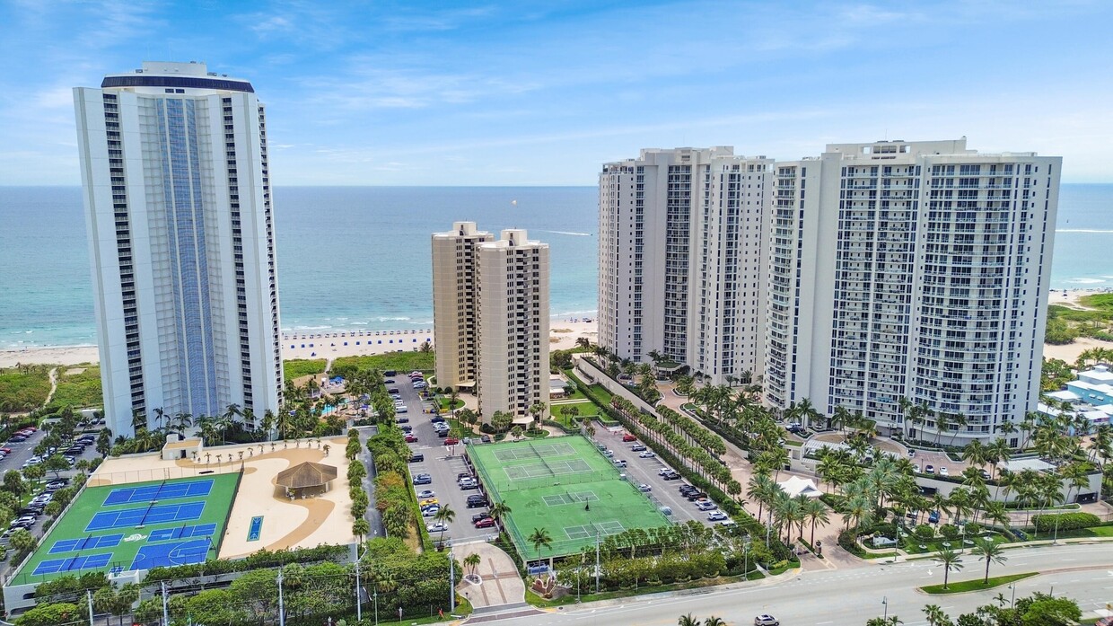 Foto principal - 2800 N Ocean Dr