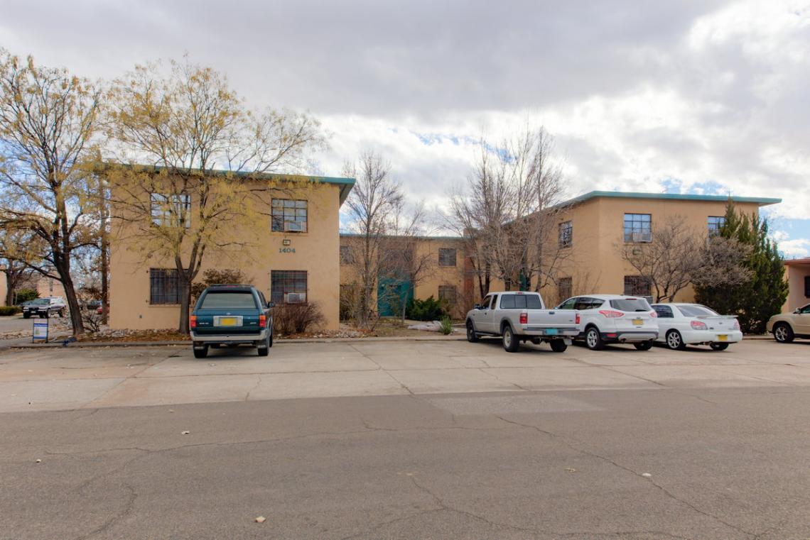 Primary Photo - 1404 Silver Ave SW