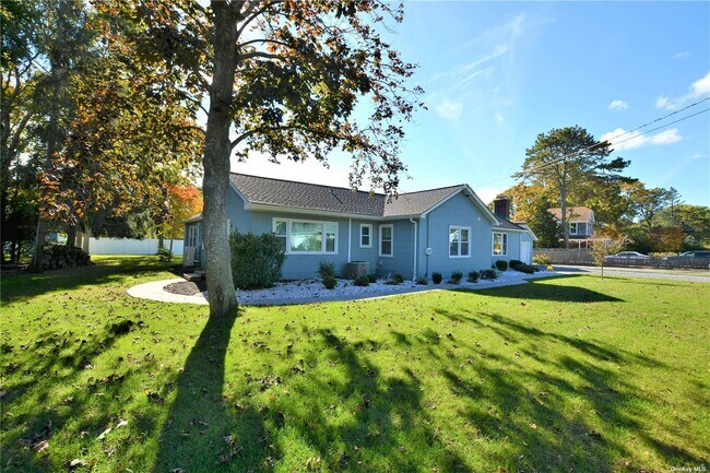 Building Photo - 13 Argonne Rd W