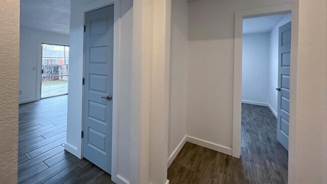 Foto del edificio - 5929 NW 62nd St