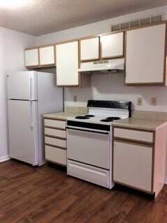 Foto del edificio - 301 S Mulberry St