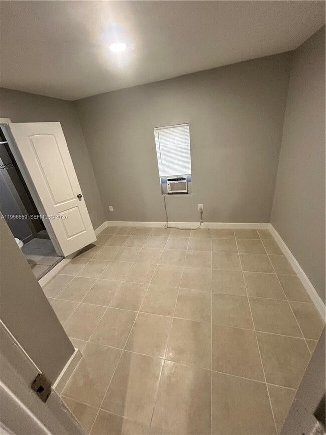 Foto del edificio - 1036 NW 47th Terrace