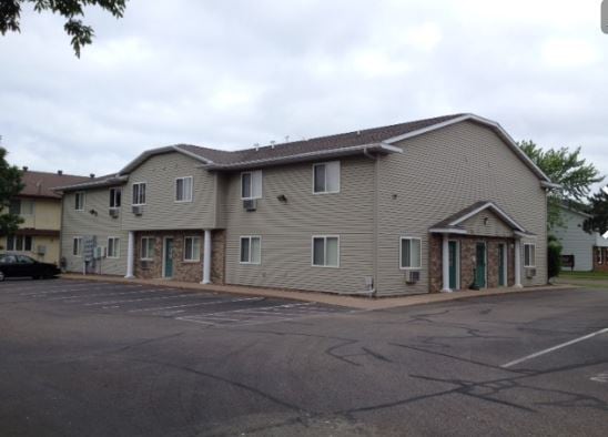 Primary Photo - 1011-1012 Imperial Cir