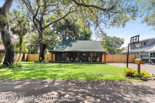 Foto del edificio - 3 br, 2 bath House - 6811 6th Street West