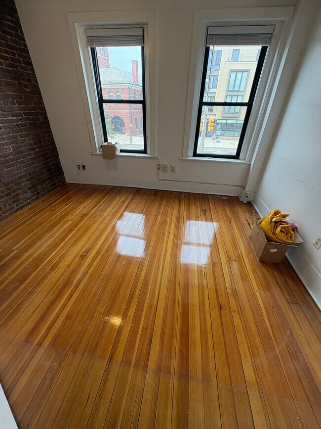 Foto del edificio - 2020 Massachusetts Ave