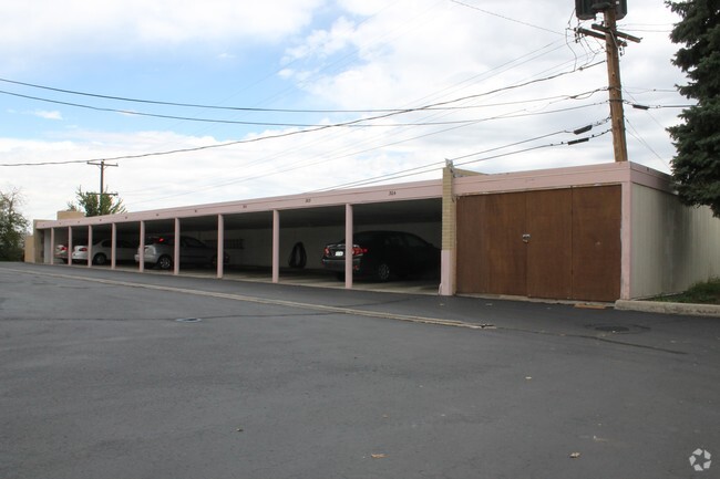 Building Photo - Ridge Manor Apartments