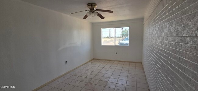 Building Photo - 10377 Redwood St