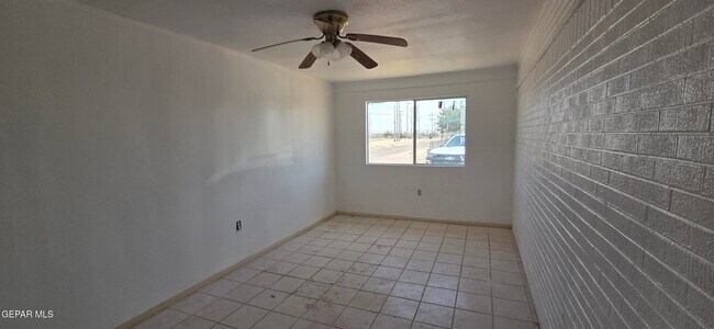 Foto del edificio - 10377 Redwood St