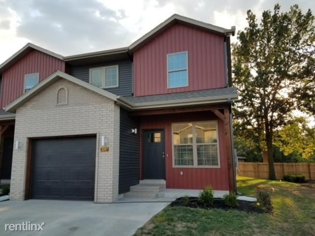Foto principal - 3 br, 2.5 bath Townhome - 3075 W Cardinal St