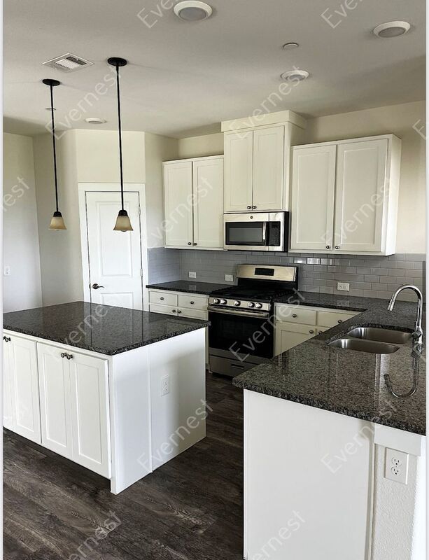 Building Photo - 220 Buck Ridge Dr
