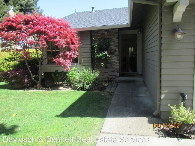 Building Photo - 3 br, 2 bath House - 2370 Stonehouse Dr