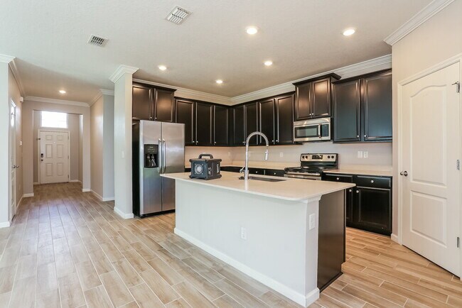 Foto del edificio - 7260 Blairton Way