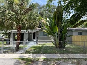 Primary Photo - 2 br, 2 bath House - 1155 NE 123rd St # A
